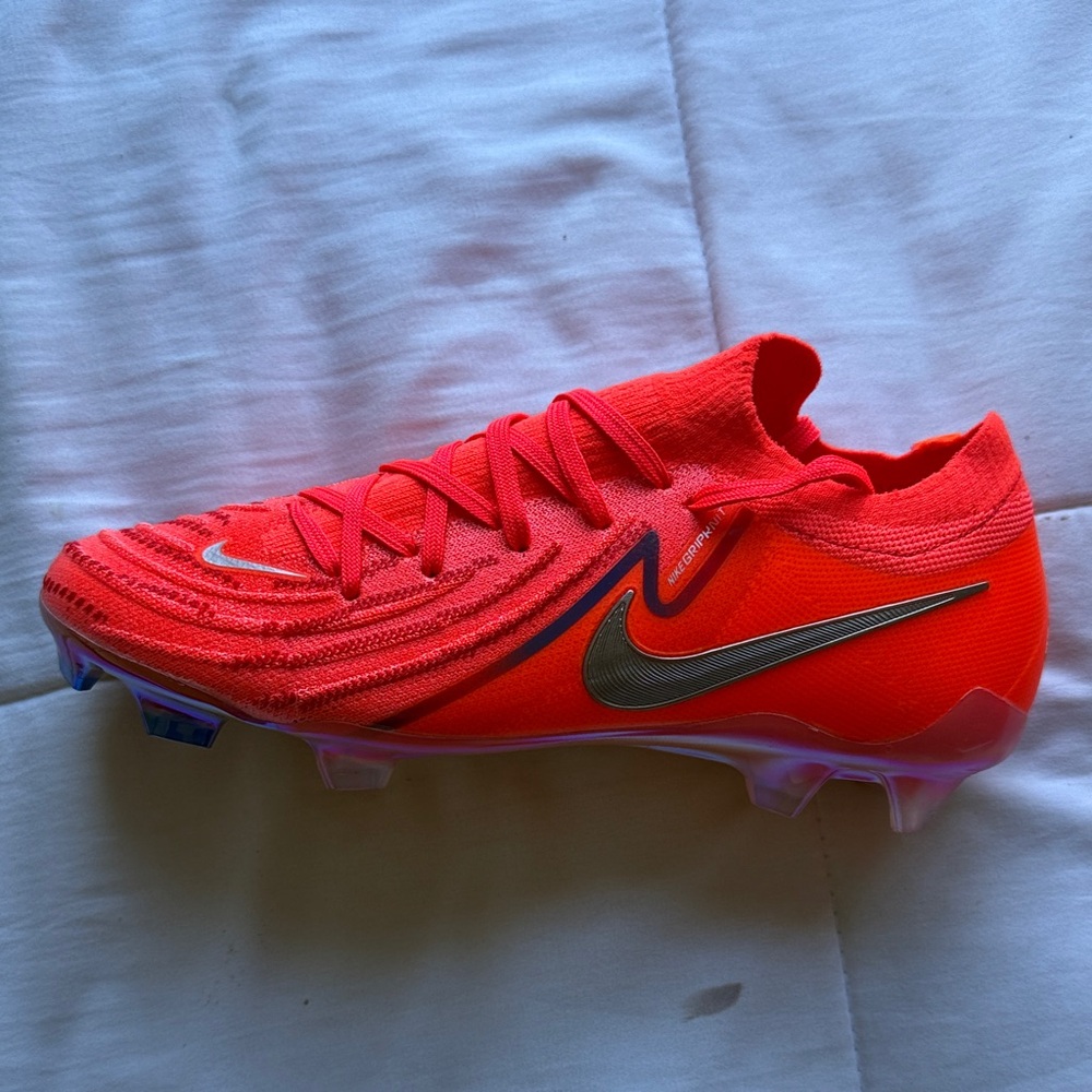 Nike Bright Red Soccer Cleats
